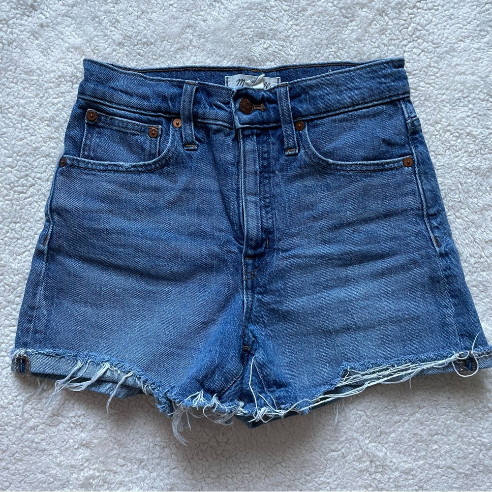 Madewell High Rise Denim Shorts in Malden Wash Size 24